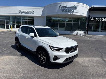 Used 2023 Volvo XC40 B5 Plus