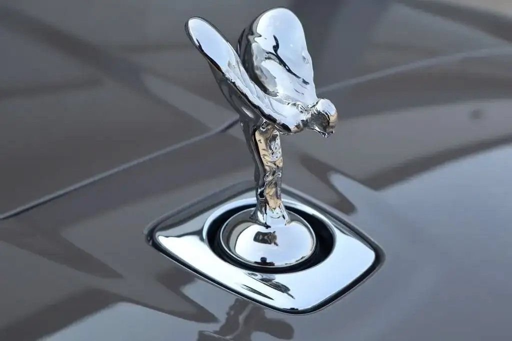 Used 2026 Rolls-Royce Cullinan w/ Cullinan Package AWD/4WD image 23