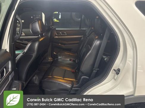 Used 2017 Ford Explorer Sport image 12