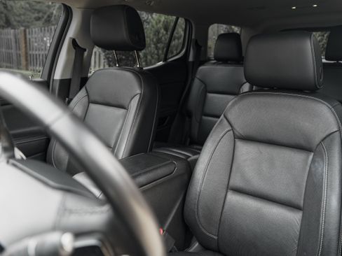 Used 2019 GMC Acadia SLT AWD/4WD image 17