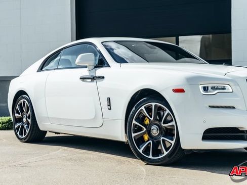 Used 2019 Rolls-Royce Wraith RWD image 43