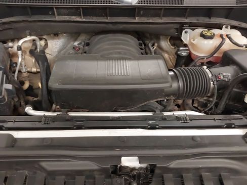 Used 2019 Chevrolet Silverado 1500 RST image 30