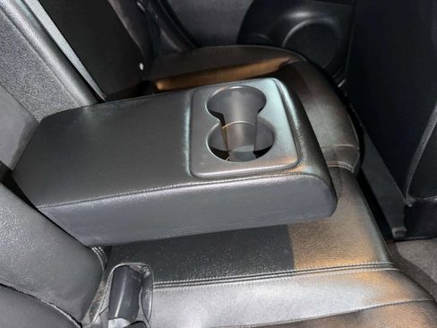 Used 2013 MAZDA MAZDA3 i Grand Touring image 23