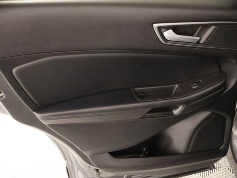 Used 2022 Ford Edge SE AWD/4WD image 15