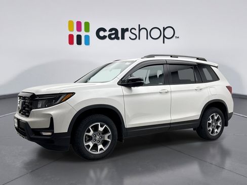 Used 2023 Honda Passport TrailSport image 1