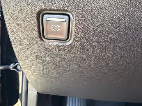 Used 2024 Chevrolet Blazer LT w/ Convenience Package image 35