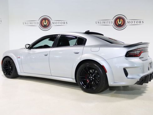 Used 2020 Dodge Charger Scat Pack RWD image 3