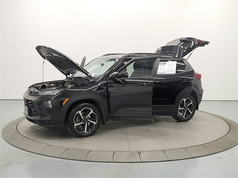 Used 2022 Chevrolet TrailBlazer RS image 11
