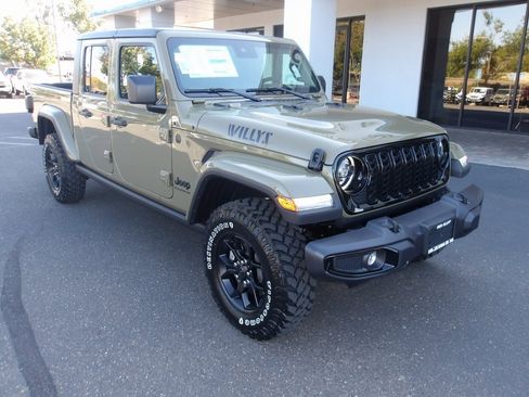 New 2025 Jeep Gladiator Willys image 2