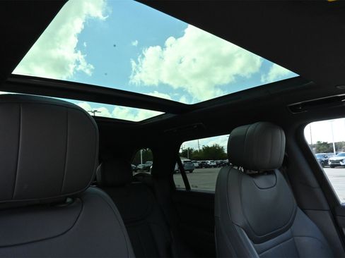 Used 2024 Land Rover Range Rover Sport Dynamic SE image 26