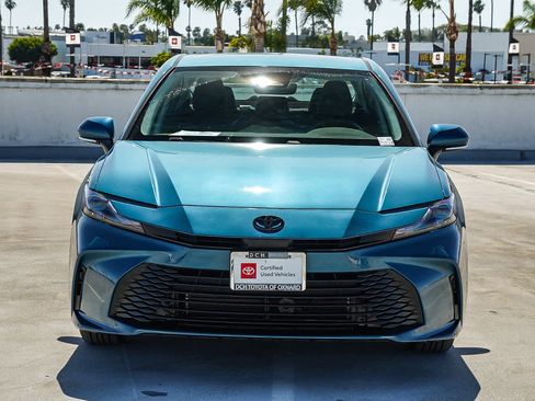 Certified 2025 Toyota Camry LE w/ Convenience Package image 4