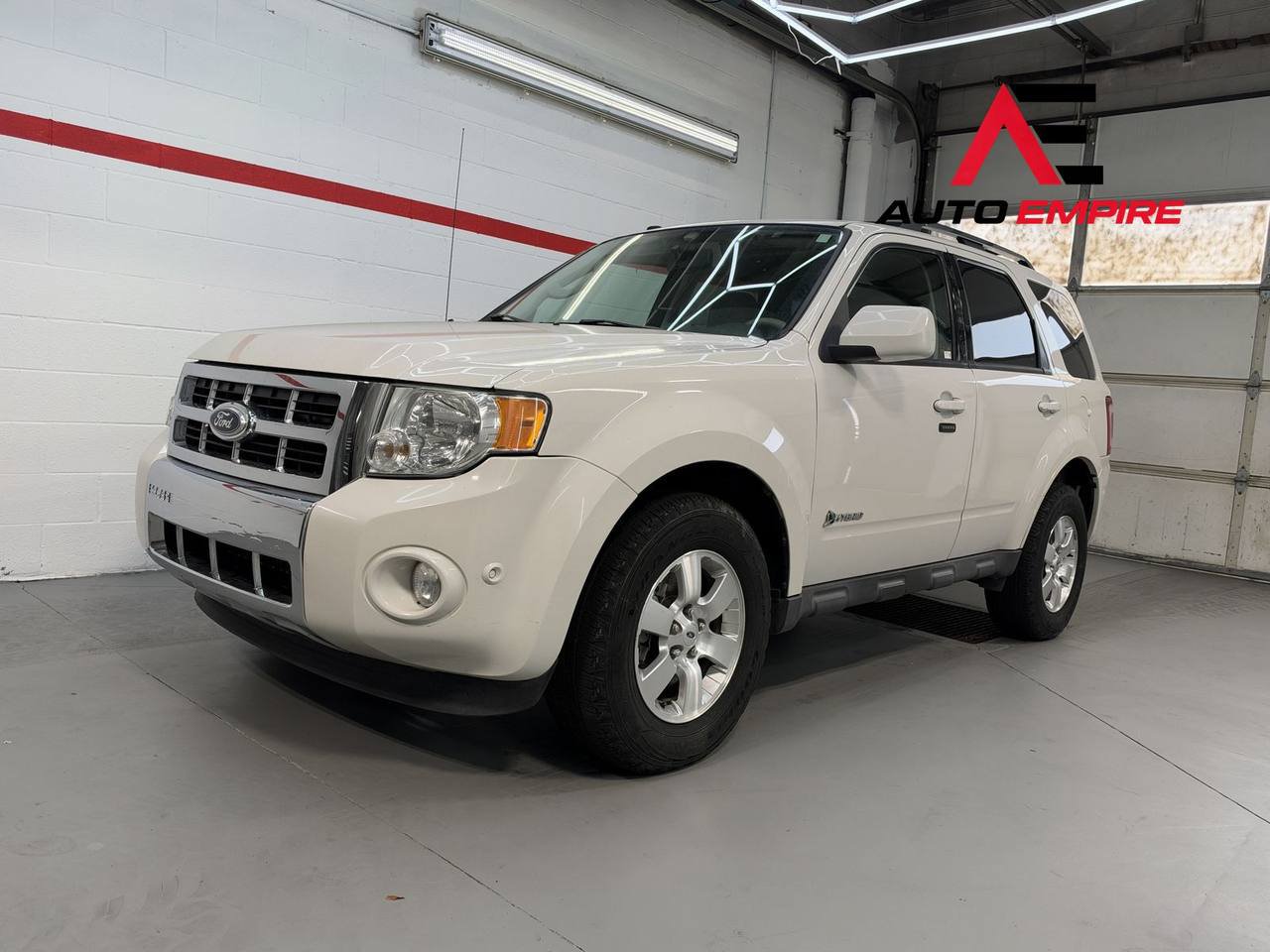 Used 2010 Ford Escape 4WD Hybrid image 1