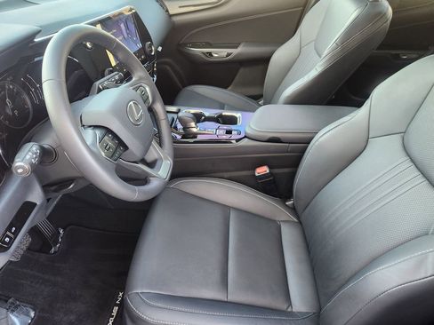 Used 2025 Lexus NX 250 250 Base w/ Accessory Package (Z1) image 13