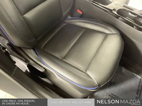 Used 2024 Buick Envista Sport Touring w/ Convenience I Package FWD image 27