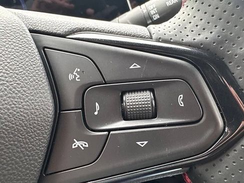 Certified 2024 Chevrolet Trax RS w/ Driver Confidence Package FWD image 22