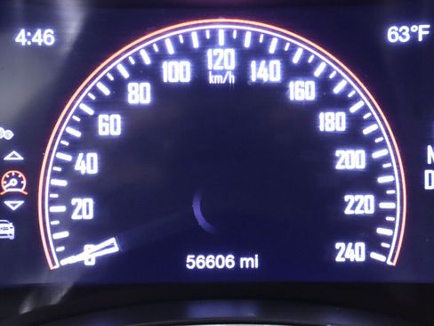 Used 2019 Dodge Durango R/T w/ Technology Group AWD/4WD image 15