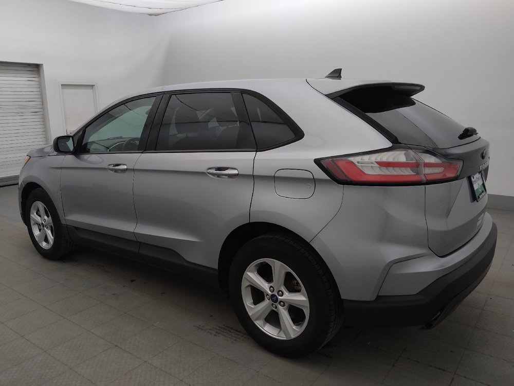 Used 2021 Ford Edge SE FWD image 3