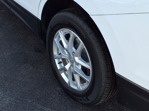 Used 2022 Chevrolet Equinox LT image 23