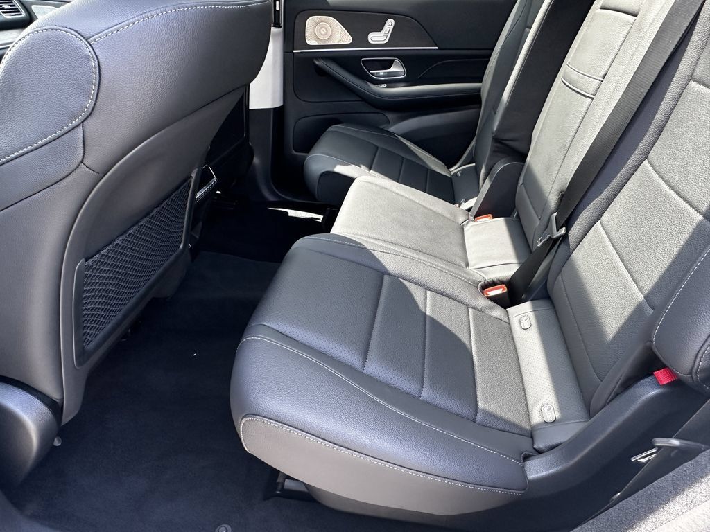 Certified 2026 Mercedes-Benz GLS 450 4MATIC image 24