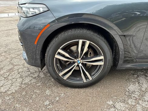 Used 2022 BMW X7 xDrive40i w/ M Sport Package AWD/4WD image 10