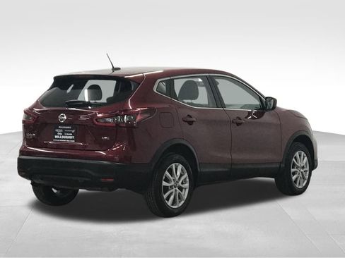 Used 2021 Nissan Rogue Sport S image 8