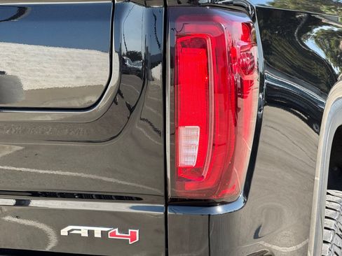 Certified 2023 GMC Sierra 1500 AT4 w/ AT4 Preferred Package AWD/4WD image 37