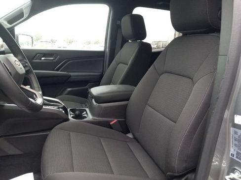 Used 2025 Chevrolet Colorado LT RWD image 26