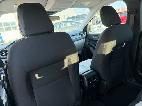 Certified 2025 Ford Escape Active image 19