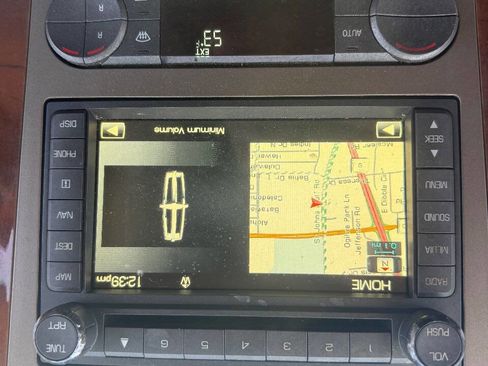 Used 2012 Lincoln Navigator Base 4x2 4dr SUV image 14