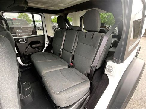 Used 2025 Jeep Wrangler Unlimited Sport S 4xe AWD/4WD image 24