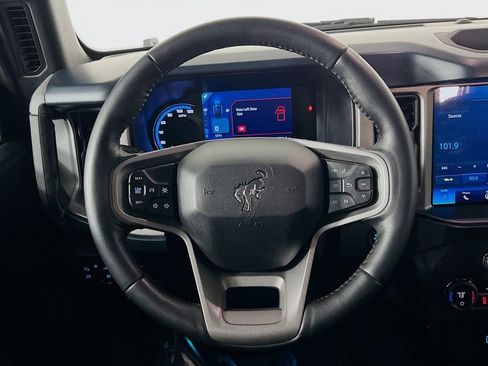 Used 2023 Ford Bronco Outer Banks image 11