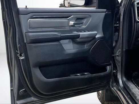 Used 2019 RAM 1500 Big Horn AWD/4WD image 25
