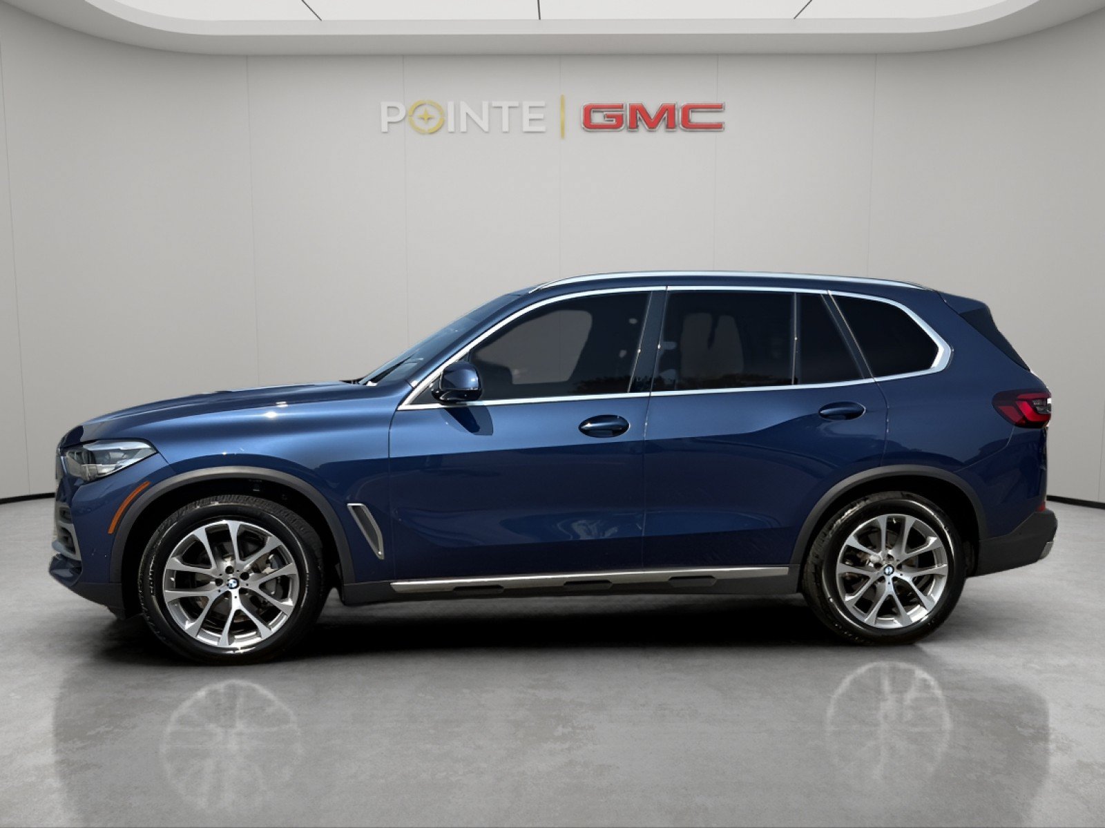 Used 2022 BMW X5 xDrive40i AWD/4WD image 7