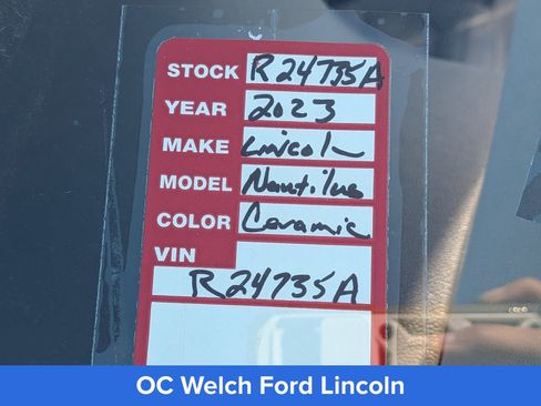 Used 2023 Lincoln Nautilus AWD w/ Premium Package image 17