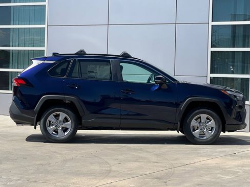 Used 2025 Toyota RAV4 XLE w/ Convenience Package AWD/4WD image 3