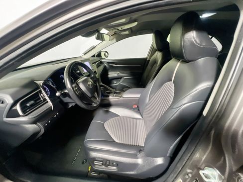 Used 2023 Toyota Camry SE image 14