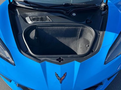 Used 2023 Chevrolet Corvette Stingray Coupe w/ 1LT RWD image 13