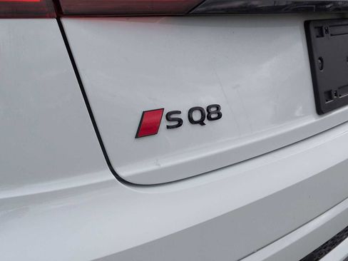 Used 2023 Audi SQ8 Premium Plus w/ Carbon Optic Package AWD/4WD image 13