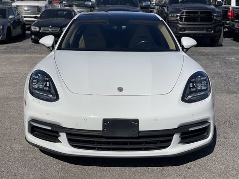 Used 2018 Porsche Panamera 4 image 15