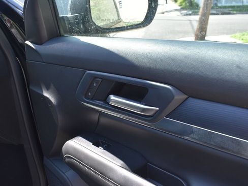 Used 2025 GMC Terrain Elevation AWD/4WD image 19