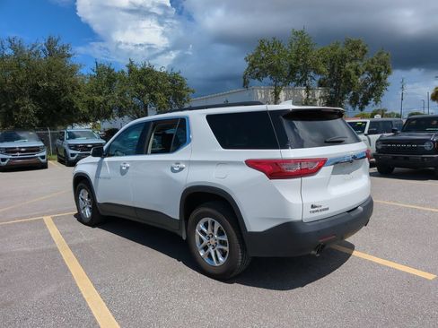 Used 2020 Chevrolet Traverse LT FWD image 5