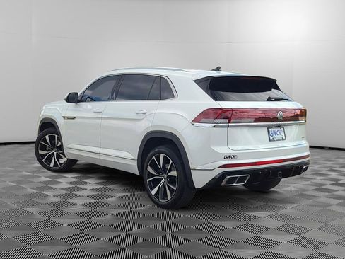Used 2024 Volkswagen Atlas Cross Sport SEL Premium R-Line AWD/4WD image 2