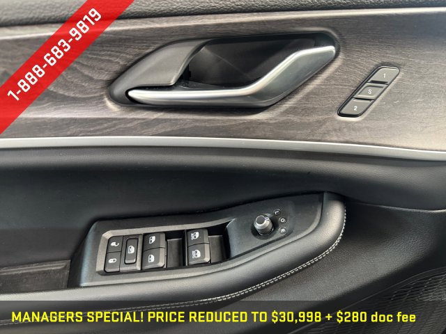 Used 2023 Jeep Grand Cherokee L Limited w/ Trailer Tow Group (B) AWD/4WD image 28