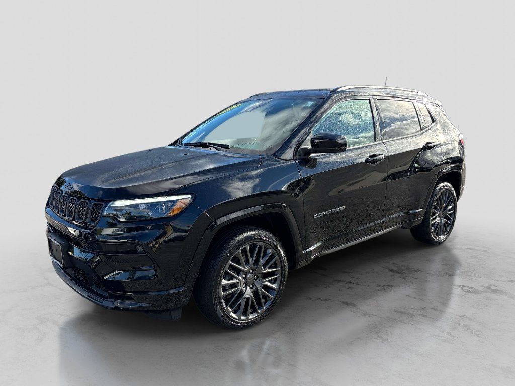Used 2023 Jeep Compass High Altitude AWD/4WD image 1