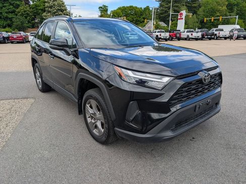 Used 2024 Toyota RAV4 XLE w/ Convenience Package AWD/4WD image 8