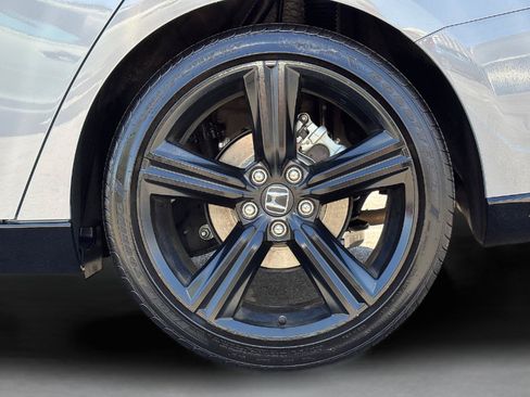Certified 2025 Honda Accord Sport image 12