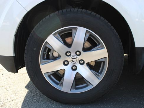 Used 2015 Honda Pilot Touring image 6