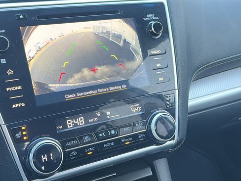 Used 2018 Subaru Outback 2.5i Premium image 15