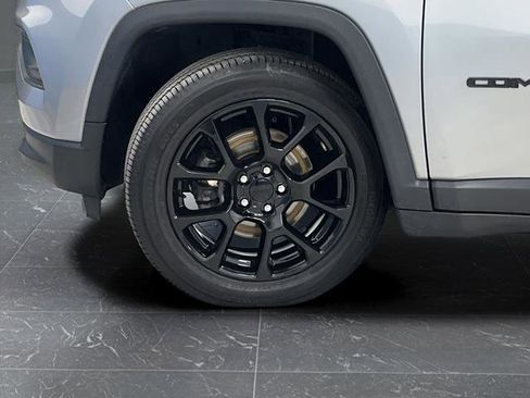 Used 2022 Jeep Compass Altitude image 31