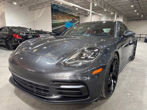Used 2017 Porsche Panamera image 22
